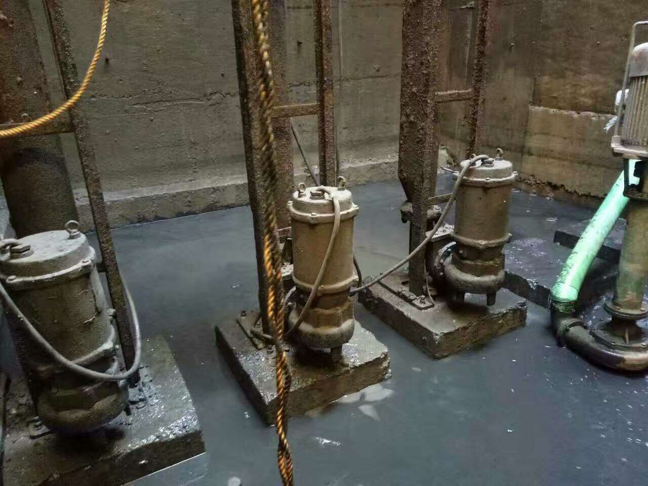 鹤壁污水池清理